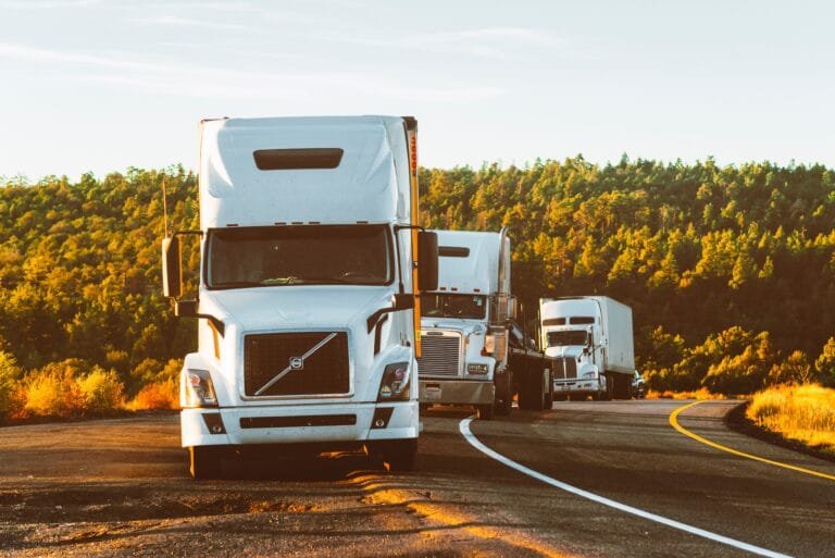 trucks-canva-768x513 (1)